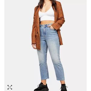 NWOT FREE PEOPLE CRVY Vintage High-Rise Straight Jeans 35